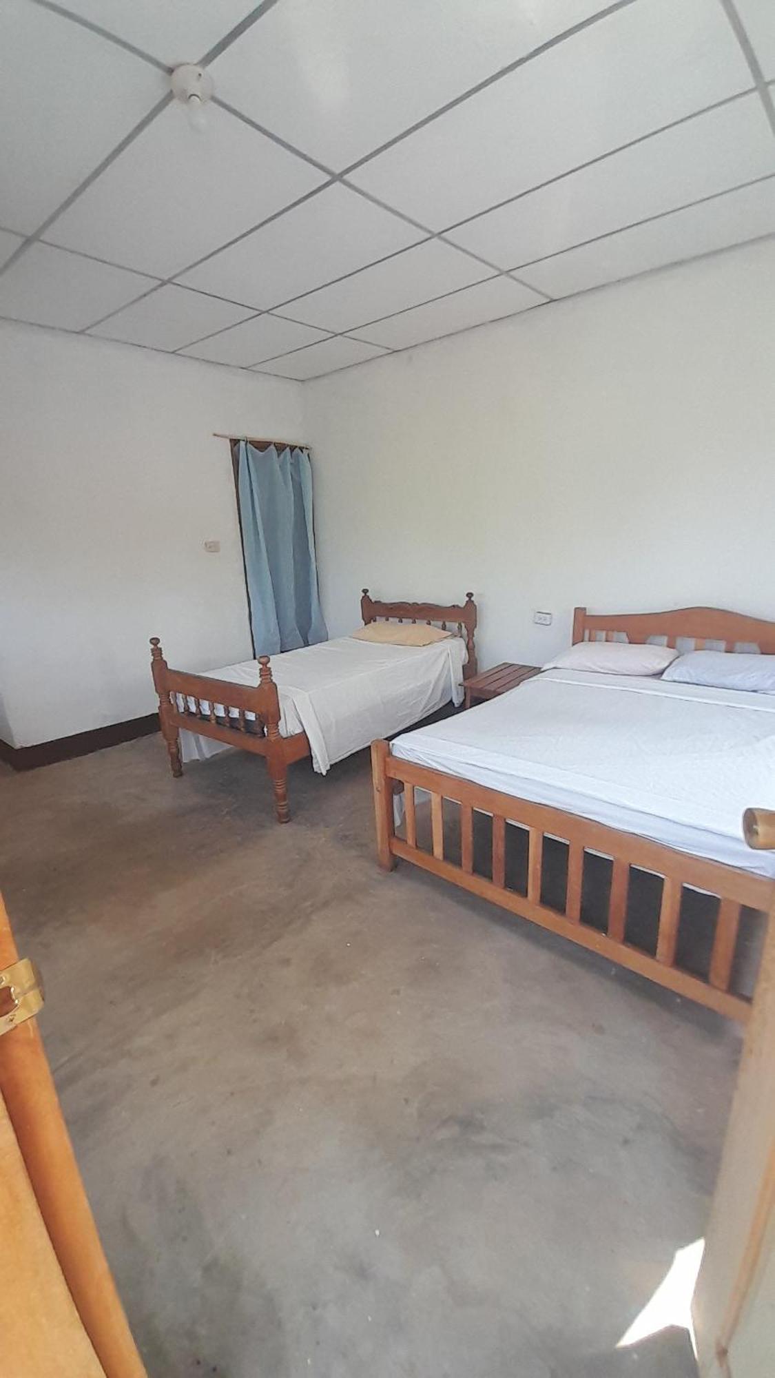 Hospedaje Bananas Altagracia Room photo